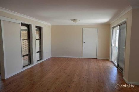 Property photo of 38 Nixon Crescent Tolland NSW 2650