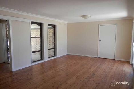 Property photo of 38 Nixon Crescent Tolland NSW 2650