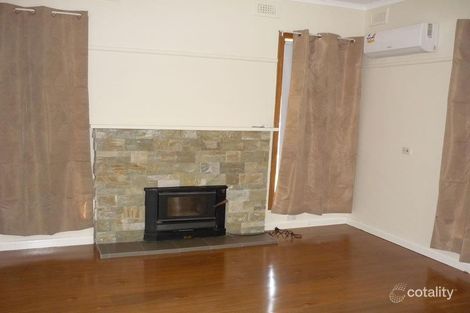 4 Mary St, Charlton, VIC 3525