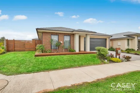 Property photo of 7 Cartwright Grove Cranbourne East VIC 3977