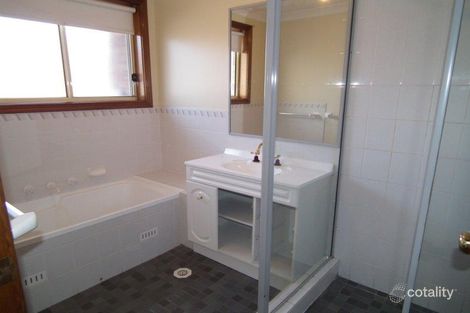 Property photo of 3 Banjo Paterson Close Glenmore Park NSW 2745