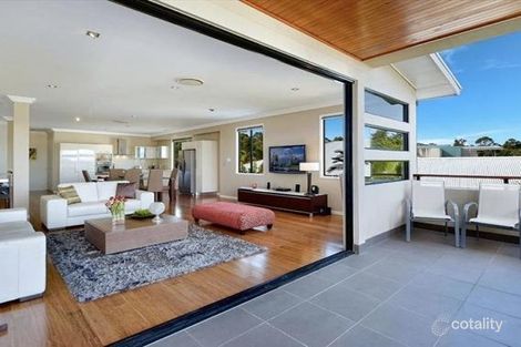 Property photo of 1/6009 The Boulevard Benowa QLD 4217
