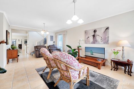 Property photo of 3 Kailah Court Narre Warren South VIC 3805
