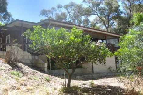 4 Hill St, Halls Head, WA 6210