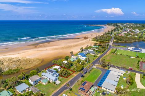 Property photo of 17 Ocean Road Brooms Head NSW 2463