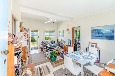 Property photo of 17 Ocean Road Brooms Head NSW 2463