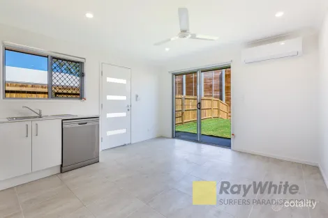 Property photo of 35 Dominique Way Flinders View QLD 4305