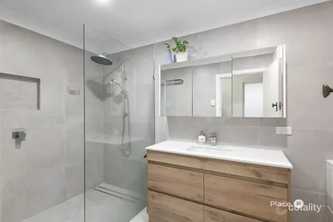 Property photo of 9 Ancilla Street Mansfield QLD 4122