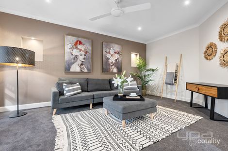 Property photo of 25 Oakpark Drive Harkness VIC 3337