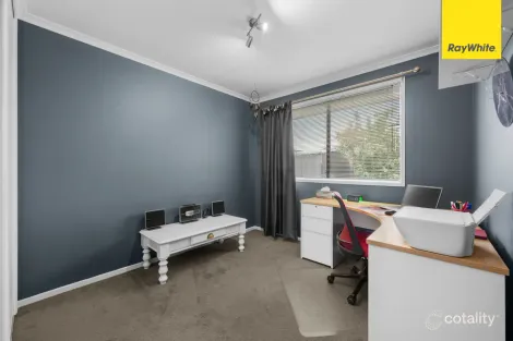 Property photo of 16 Cahill Drive Brookfield VIC 3338