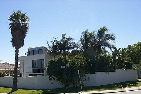 42 Fraser Rd, Applecross, WA 6153