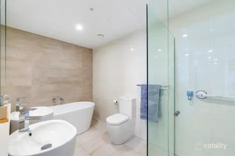 Property photo of 5310/2 Como Crescent Southport QLD 4215