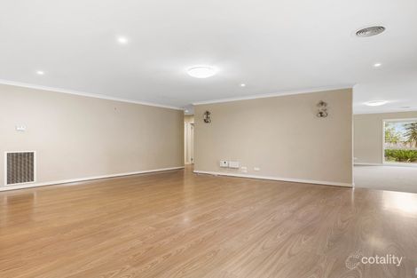 Property photo of 14 Citreus Circuit Brookfield VIC 3338