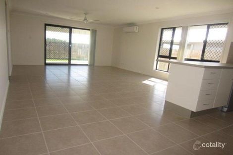 Property photo of 30 Waikiki Terrace Mount Low QLD 4818