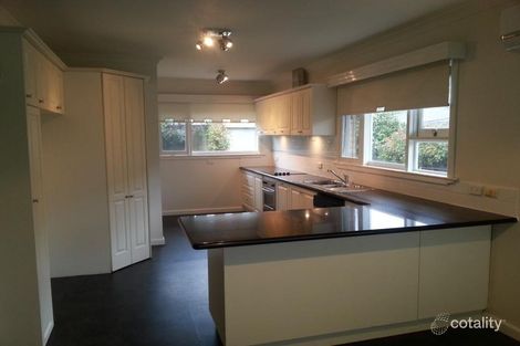 Property photo of 31 Waller Avenue Newington VIC 3350