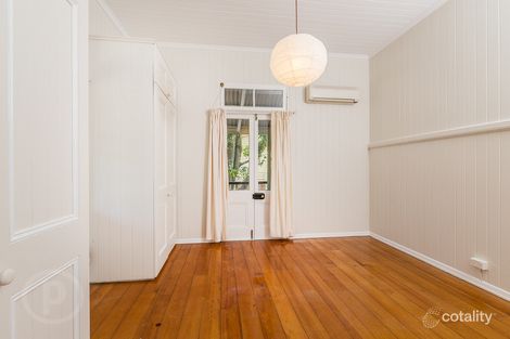 Property photo of 14 Davies Street Oxley QLD 4075