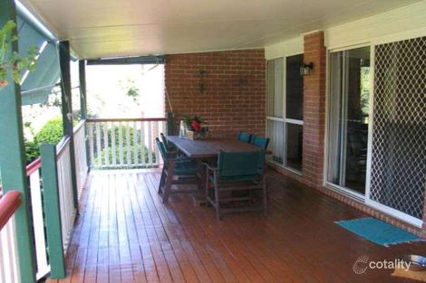 Property photo of 11 Harrington Close Brookfield QLD 4069