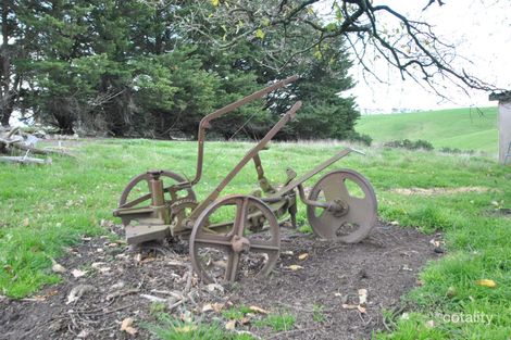 Property photo of 85 Hughes Road Nerrena VIC 3953