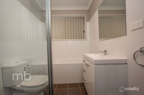 Property photo of 4/19 Moonstone Drive Orange NSW 2800