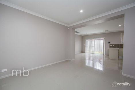 Property photo of 4/19 Moonstone Drive Orange NSW 2800