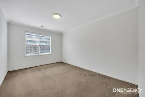 Property photo of 10 Sound Way Point Cook VIC 3030