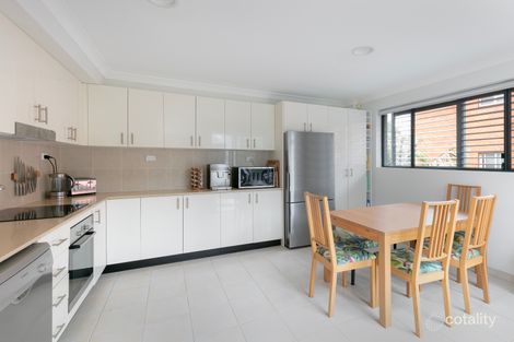 Property photo of 8/22 Pacific Parade Dee Why NSW 2099