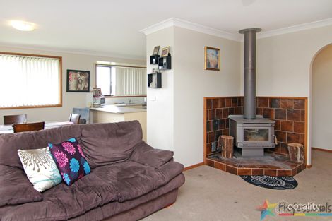 Property photo of 3 Pointsfield Place Armidale NSW 2350