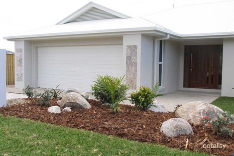 Property photo of 6 Cockatoo Crescent Forest Glen QLD 4556