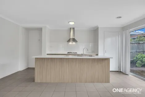 Property photo of 10 Sound Way Point Cook VIC 3030