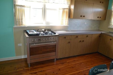 Property photo of 45 Figtree Crescent Figtree NSW 2525