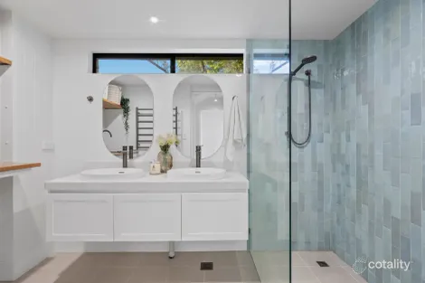 Property photo of 1/22-26 Rudd Street Broadbeach Waters QLD 4218