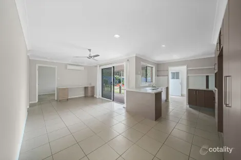 Property photo of 24 Hill End Avenue Hillcrest QLD 4118