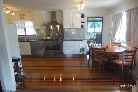 Property photo of 4 Grove Crescent Beachmere QLD 4510