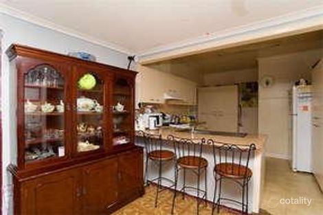 Property photo of 56 Carnarvon Road Strathmore VIC 3041