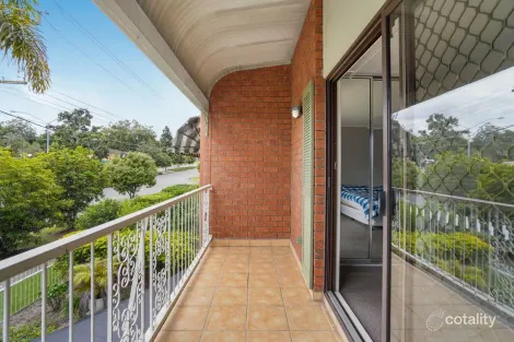 Property photo of 2/87 Springwood Road Springwood QLD 4127