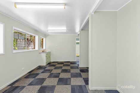 Property photo of 8 Glenlyon Drive Ashgrove QLD 4060