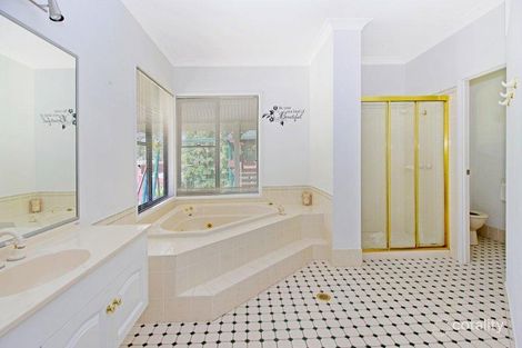 Property photo of 12 Highfields Grove Ourimbah NSW 2258