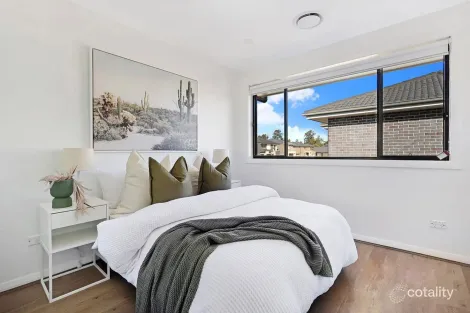 Property photo of 17 Marsdenia Avenue Melonba NSW 2765
