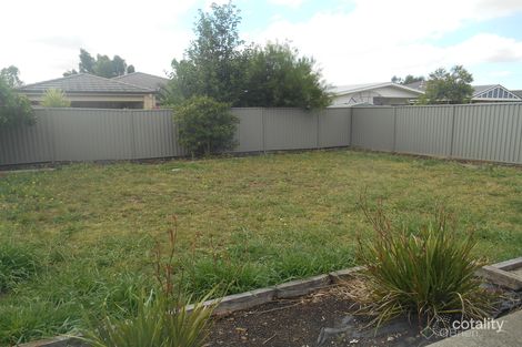 Property photo of 10 Maddock Drive Cranbourne East VIC 3977