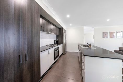 Property photo of 9 Boyne Close Holmview QLD 4207