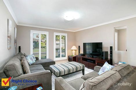 Property photo of 8 Athanlin Avenue Haywards Bay NSW 2530