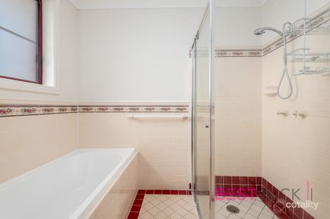 Property photo of 2/28 Dees Close Gormans Hill NSW 2795