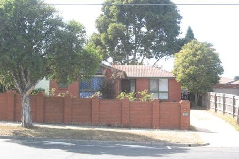 Property photo of 8 Ahern Street Noble Park North VIC 3174