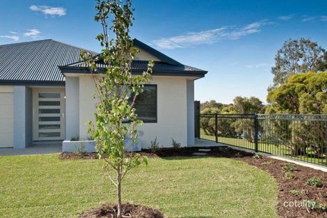 Property photo of 15 Aldine Ridge Aveley WA 6069