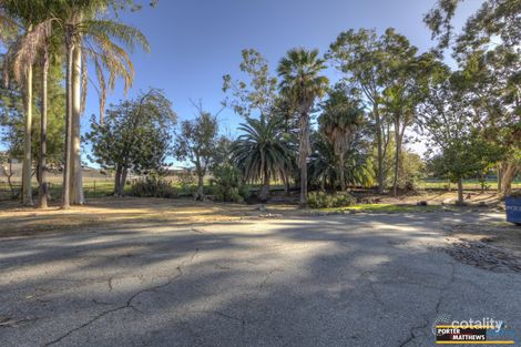 Property photo of 446 Railway Parade Beckenham WA 6107