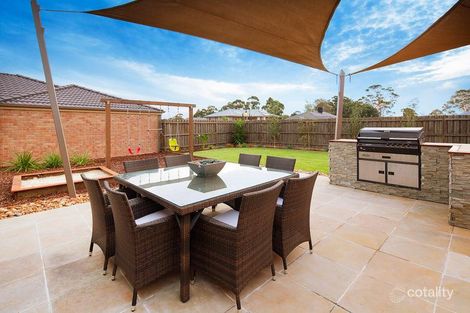 12 Newton Dr, Cranbourne North, VIC 3977