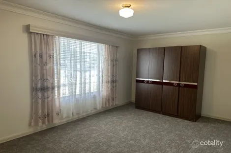 Property photo of 24 Summerhill Road Maidstone VIC 3012