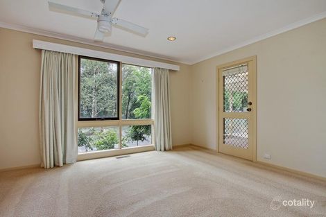 Property photo of 27 Stradbroke Road Montrose VIC 3765