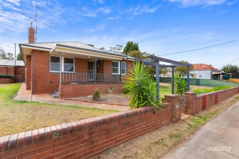 147-149 Cowabbie St, Coolamon, NSW 2701