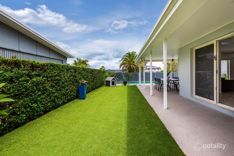 Property photo of 61 Deborah Avenue Benowa QLD 4217